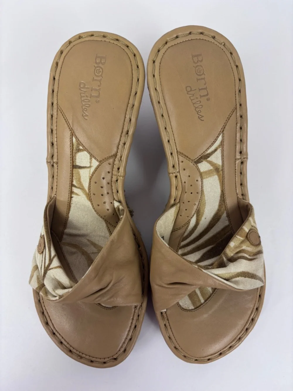 Born Drilles Espadrille Wedge Slide Sandals Leather Fabric Boho Slip-On Tan 8 - Picture 4 of 16